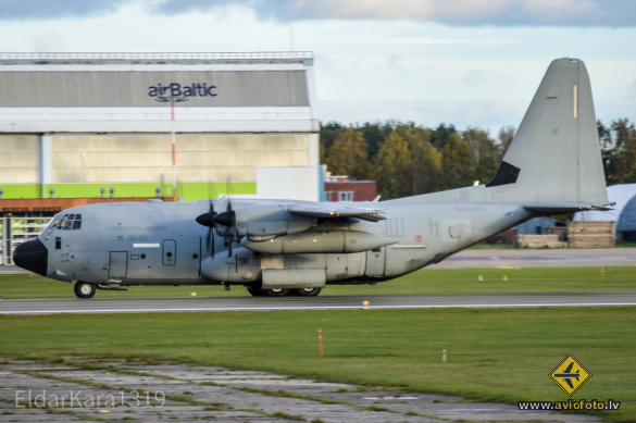 Lockheed Martin KC-130J Hercules (L-382)